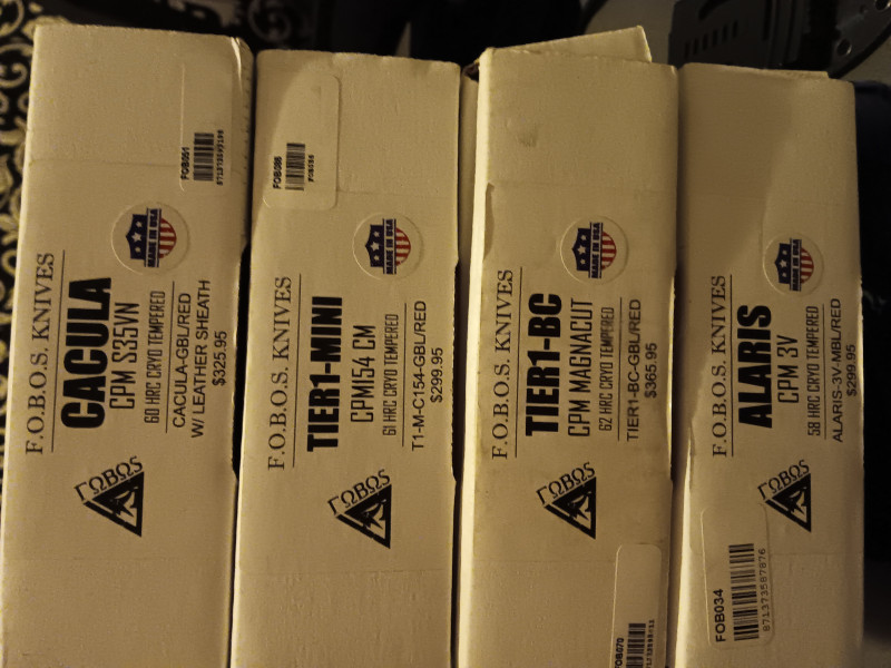 Fobos Knives