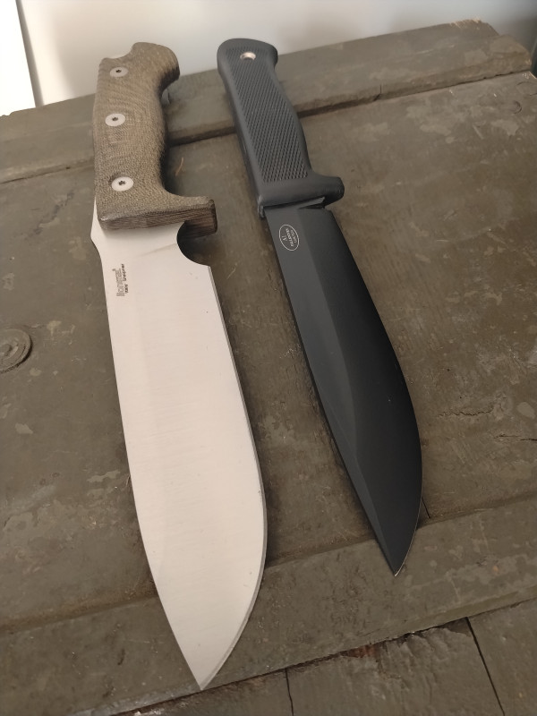 Nůž Fallkniven a Lionsteel 