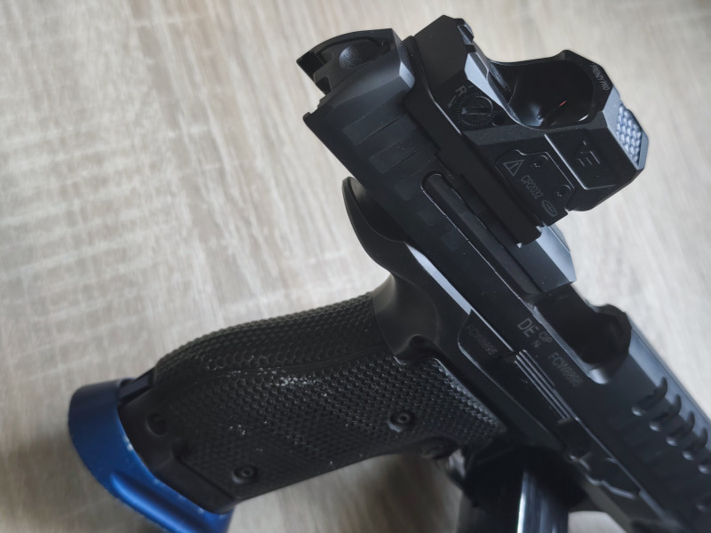 Walther Q5 steel frame