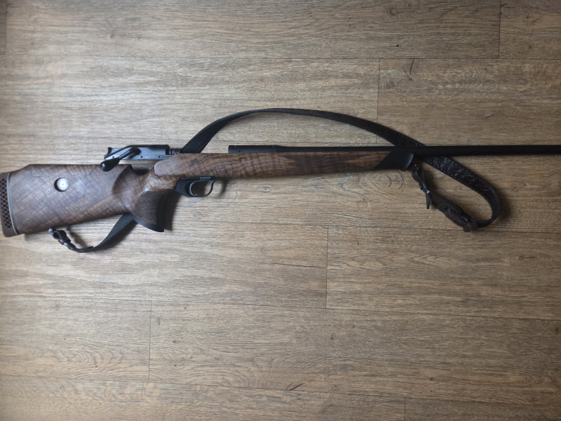 Blaser R8 