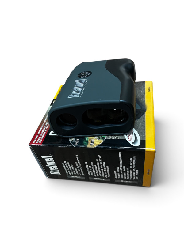 Laserový dálkoměr Bushnell 