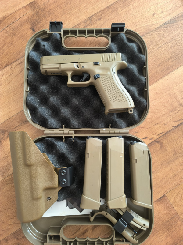 Prodám Glock 19X