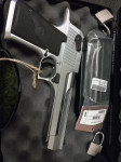 Pistole samonabíjecí Magnum Research Desert Eagle , ráže 50A