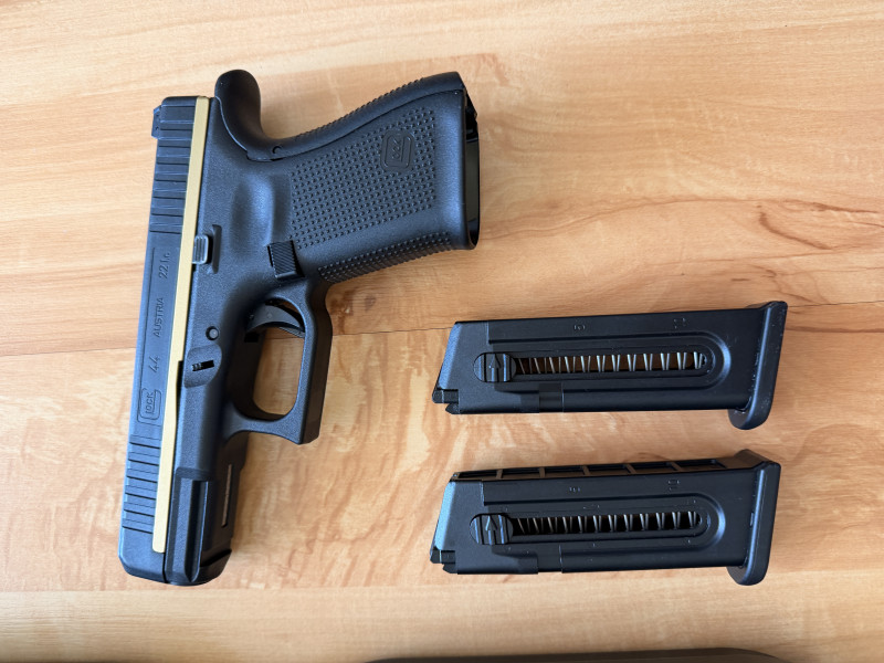 Glock 44 .22LR Gold LIMITED special Edition