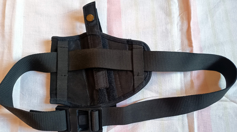 Taurus 94, .22LR + opasek s pouzdrem