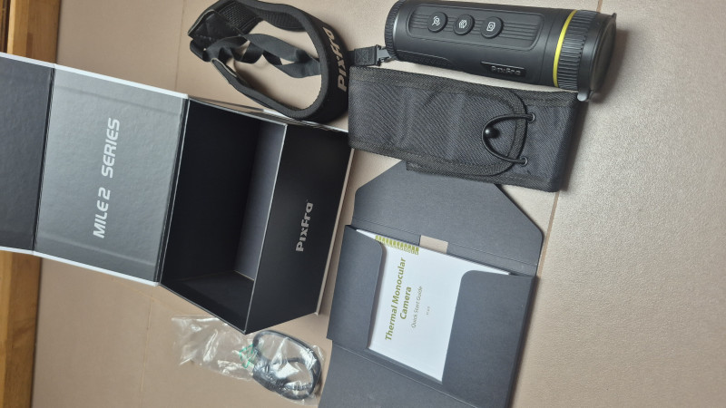Pixfra Mile 2 M215M – termovizní monokulár