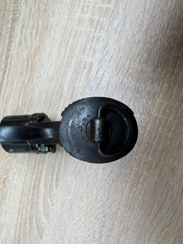 Revolver Nagant M1895 v ráži 7,62 Nagant