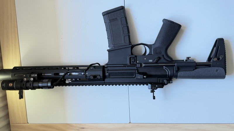 V-ar 300 AAC 6,5 palce