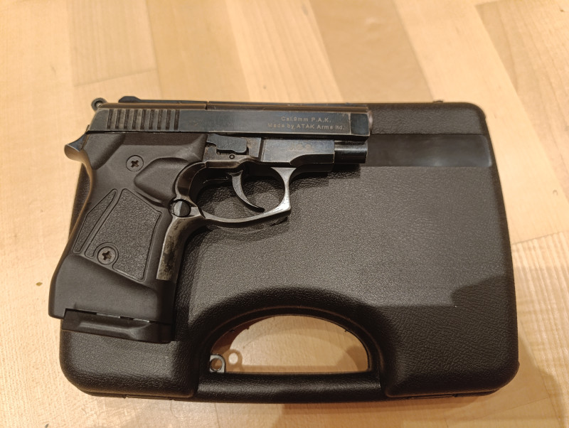 Prodám plynovou pistoli, bez registrace  Zoraki 9mm