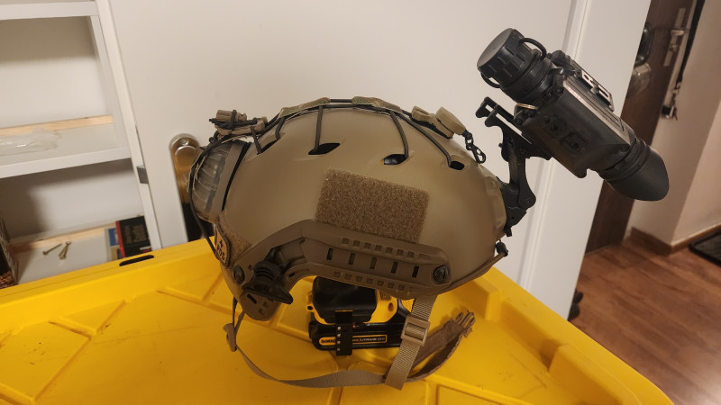 FAST BASE JUMP MILITARY HELMA