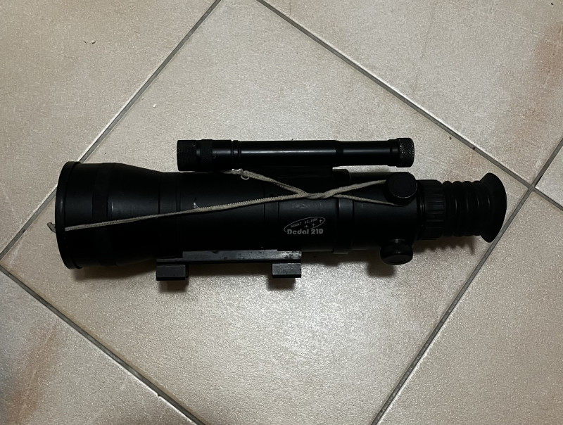 analogový puškohled pro noční vidění Dedal 210