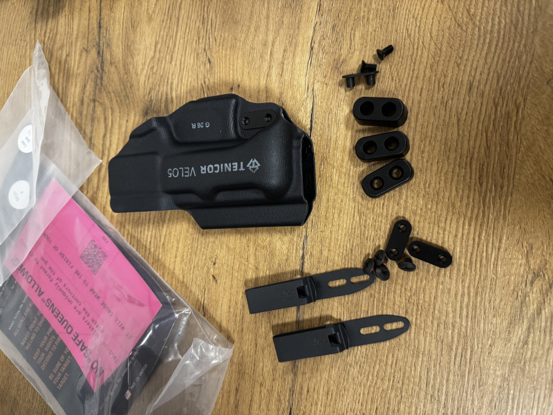 Tenicor VELO5 AIWB HOLSTER -GLOCK 26 R