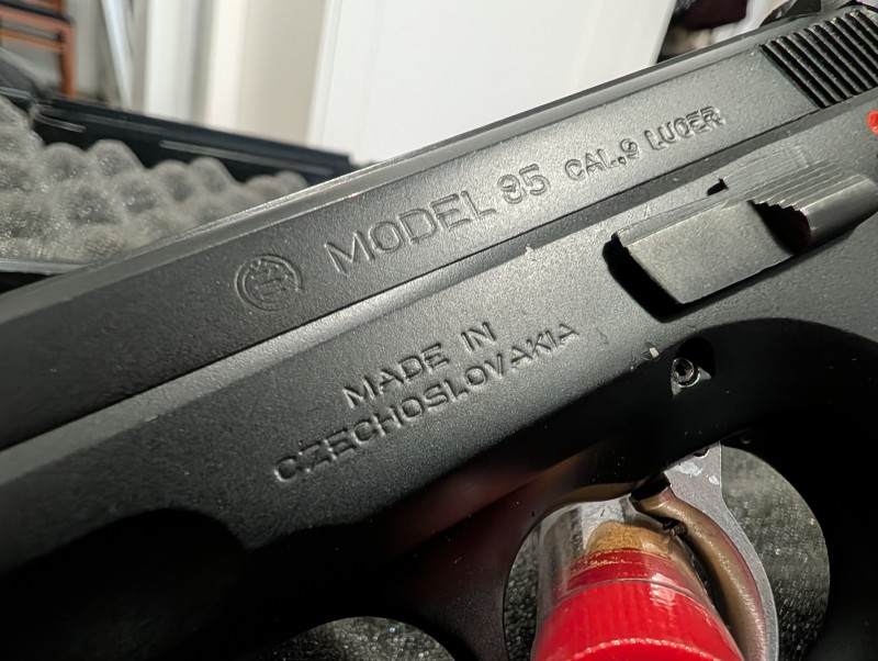 CZ 75 / CZ 85