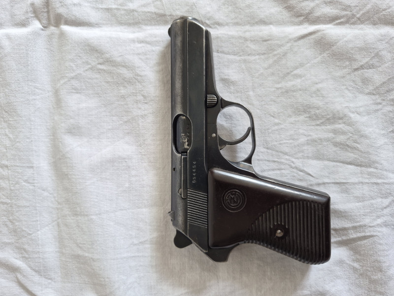 PISTOLE SAMONABÍJECÍ vz. 50