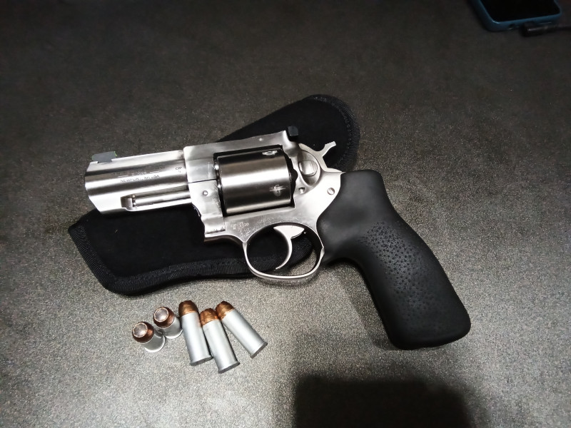 Ruger GP100, 44special