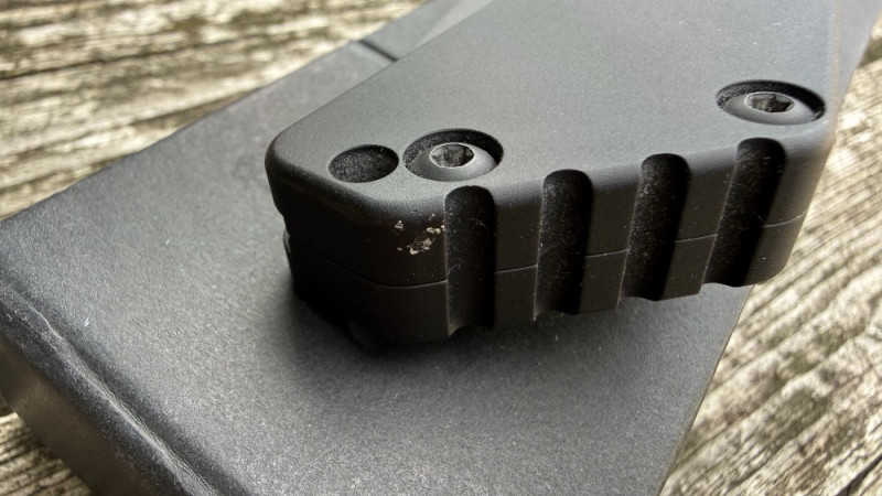 PRO-TECH Strider  SnG OPERATOR