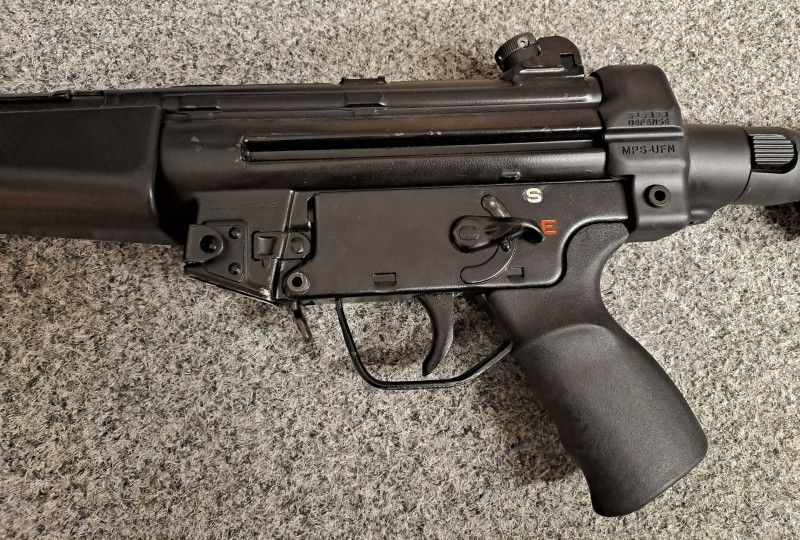 Samonabíjecí pistole MP5 A2 POF 92