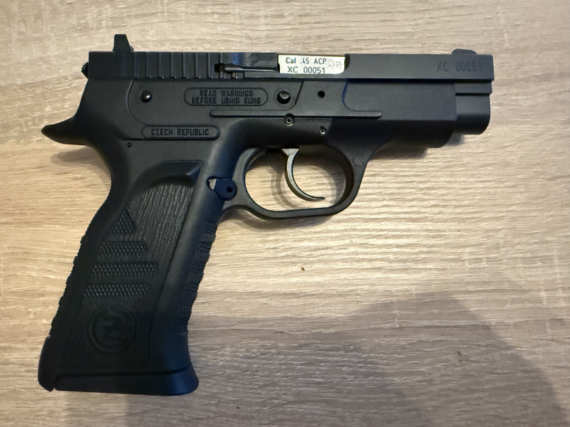 ČZ TT45