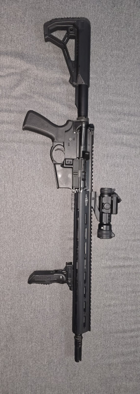 Bushmaster xm15 e2s .223 Rem/5,56 Nato