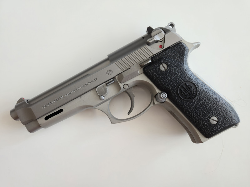 Beretta 92FS Inox