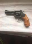 revolver Kora