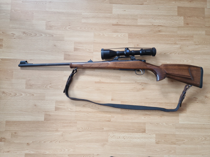 Kulovnice opakovací CZ 550 LUX, 8x 57 IS