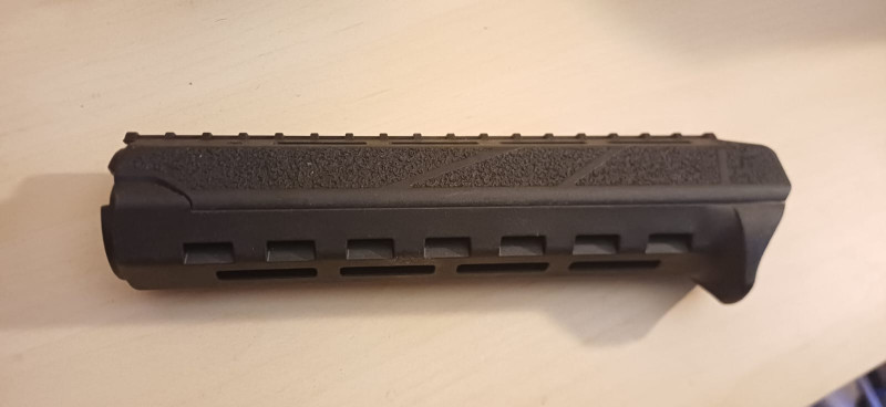 Předpažbí AR15 BCM PMCR MID