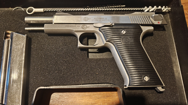 AMT AUTOMAG II .22 WMR 4,5
