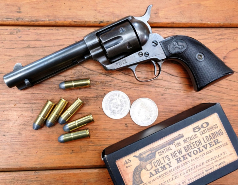 Colt SAA m. 1873 cal .45LC Peacemaker 4-3/4