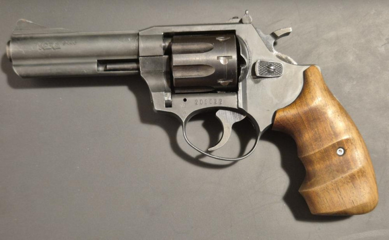 P: Kora Sport, .22 LR