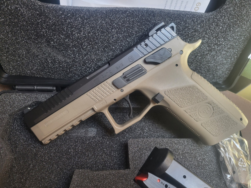 CZ P09 FDE, nová se zárukou