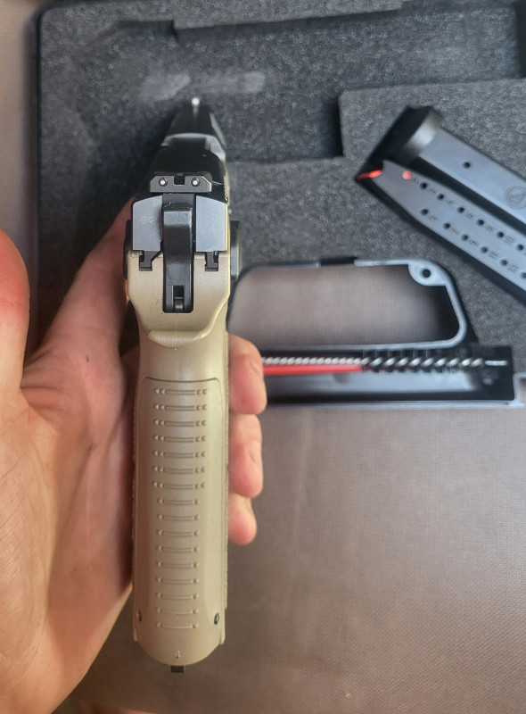 CZ P09 FDE, nová se zárukou