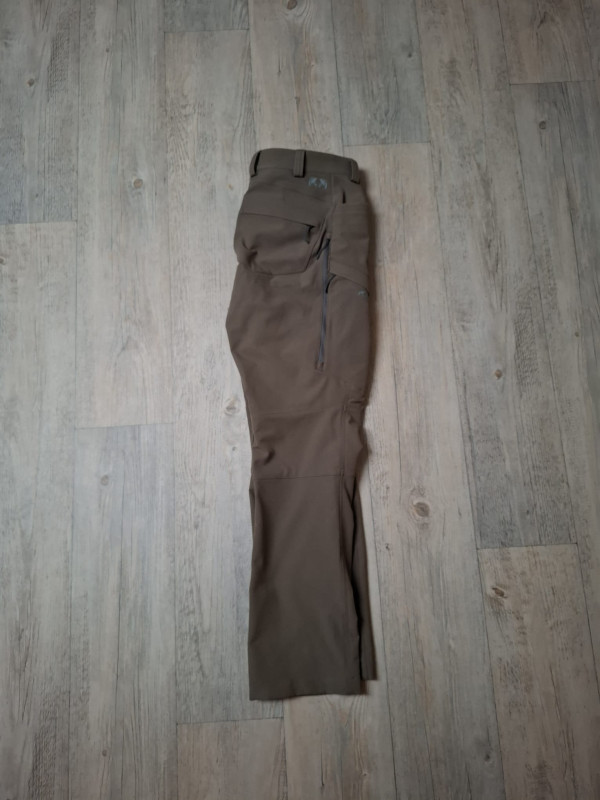 Kuiu Attack pants + návleky