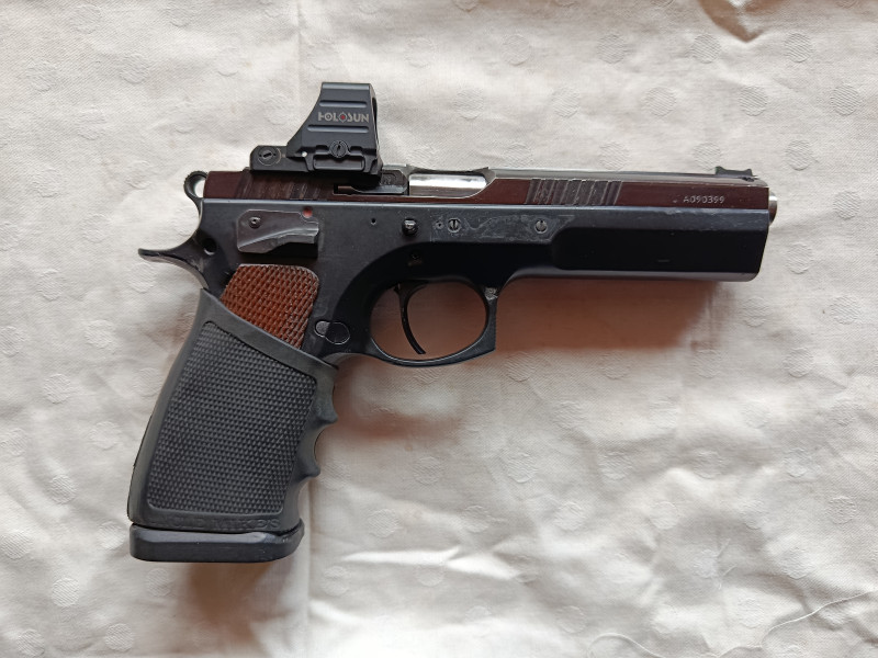 CZ 75 TS 9mm Luger