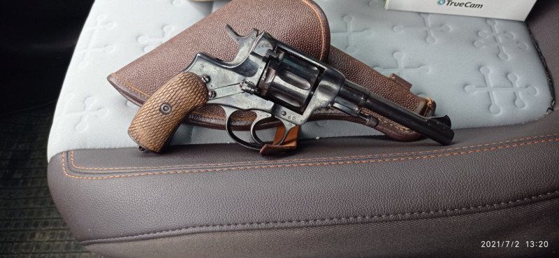 Revover Nagant 1895