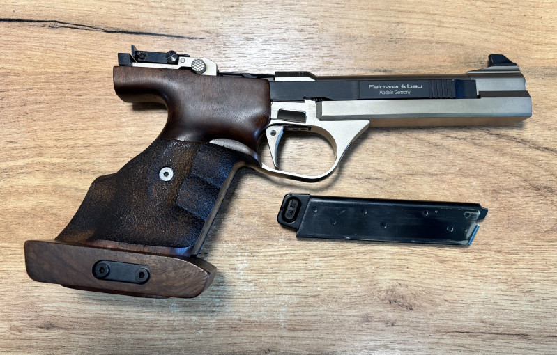 Prodám pistoli Feinwerkbau AW 93 22LR