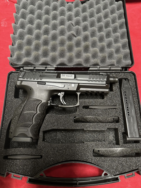 Heckler & Koch SFP9 SD se závitem 13,5x1LH 9x19 Luger