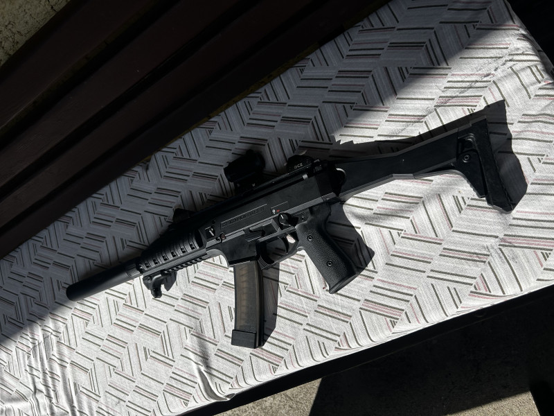 Scorpion Evo 3 + Tlumič GIS CSR 9