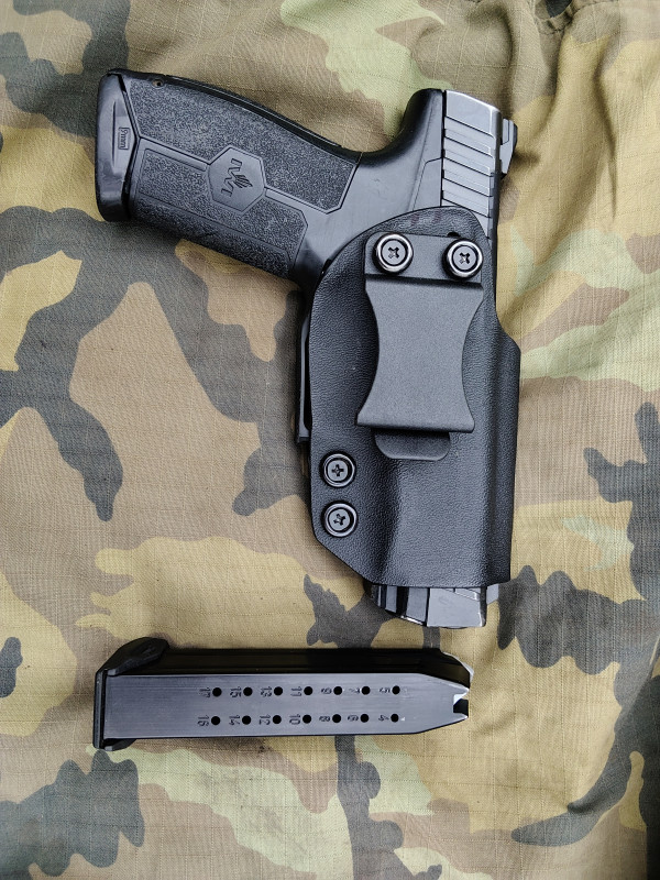 IWI Masada 9mm Luger 