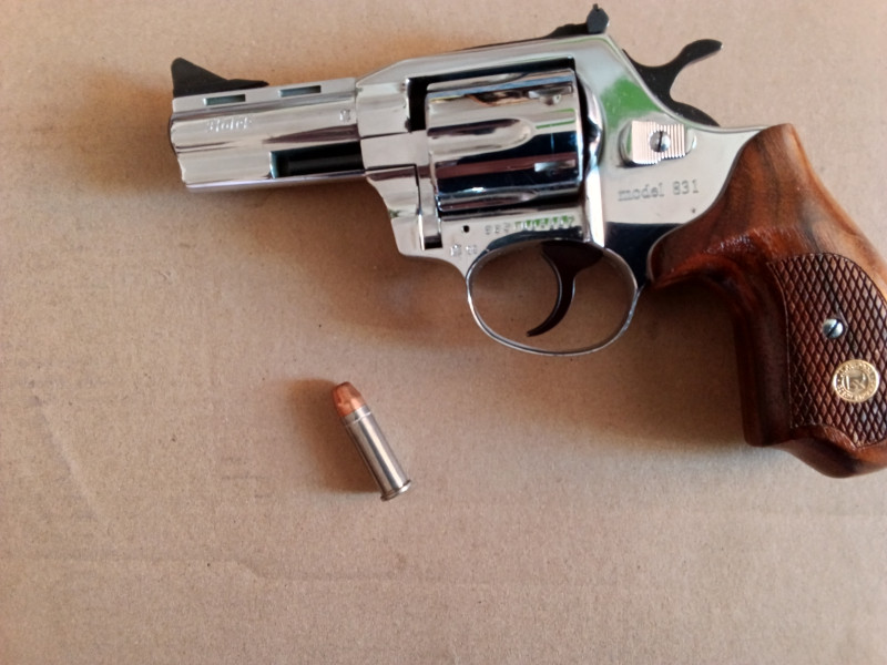 Prodám revolver 