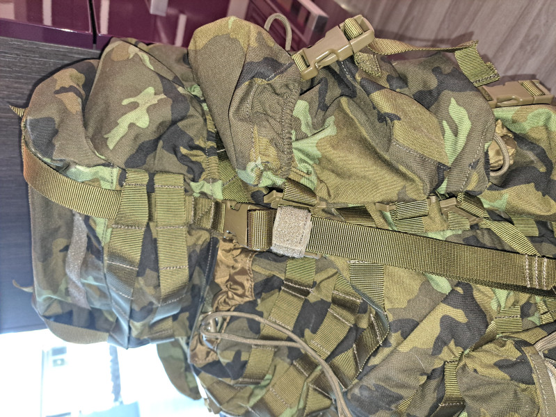 Vojenský tlumok AČR 75litrů Husky
