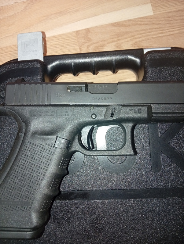Glock 17