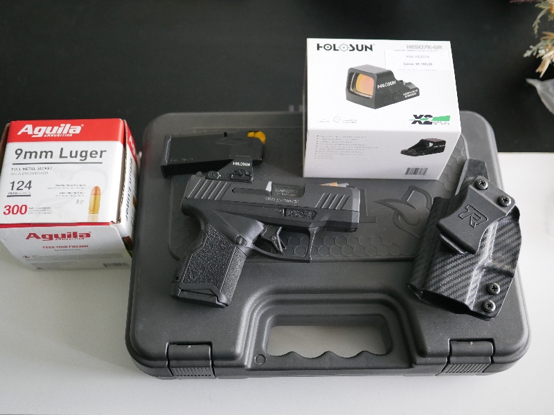Taurus GX4 T.O.R.O + Holosun + střelivo