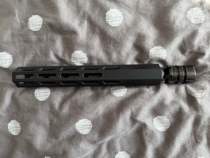Předpažbí Sig Sauer na AR 15 
