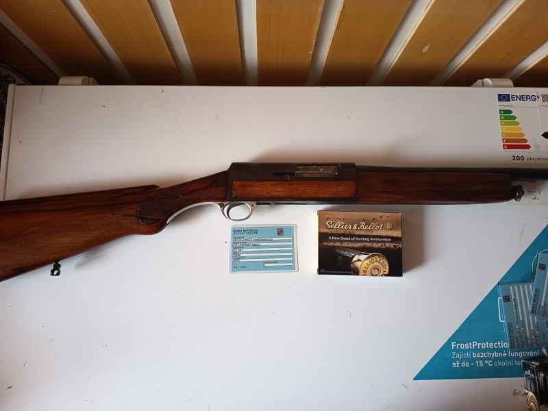 Brokovnice samonabíjecí CZ241 16/65