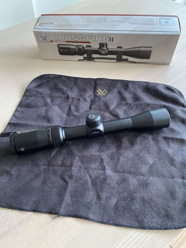 Puškohled Vortex Crossfire II 2-7x32 SFP V-Plex MOA Rimfire