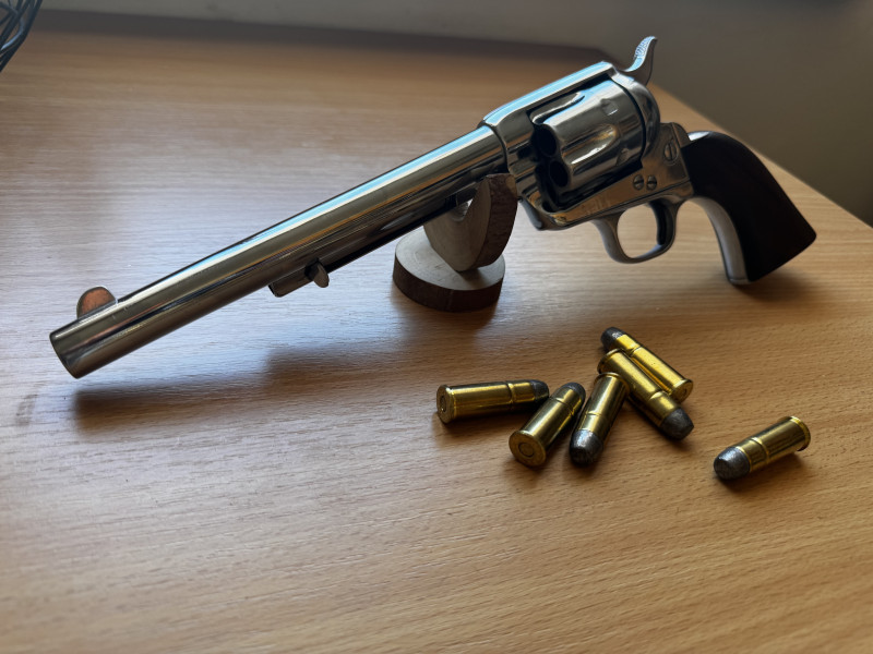 Colt SAA