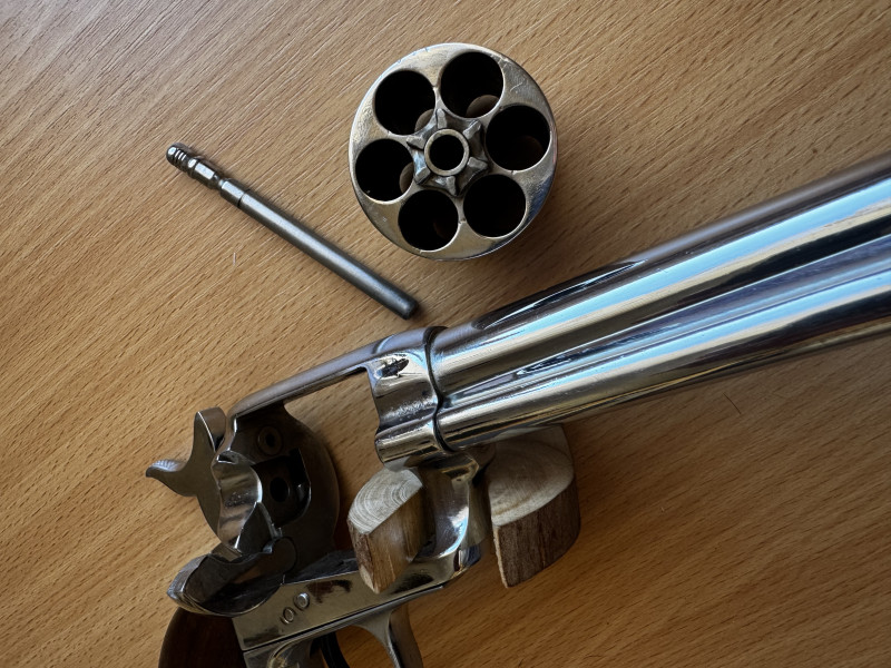 Colt SAA