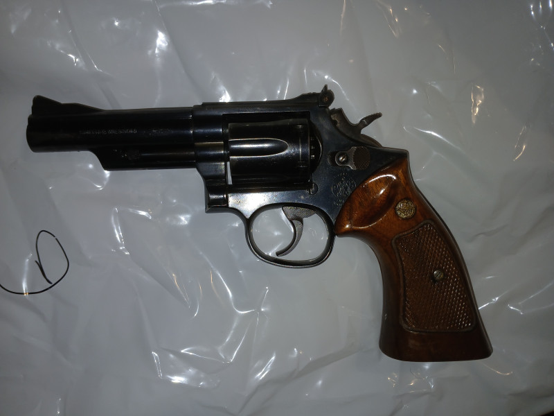 Revolver Smith & Wesson 19-6 357 magnum 
