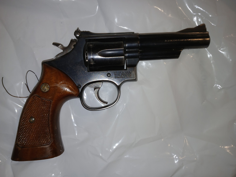 Revolver Smith & Wesson 19-6 357 magnum 